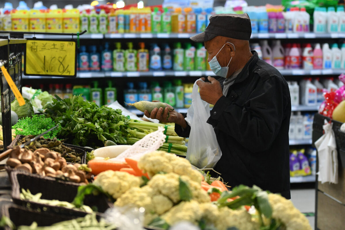 NextImg:As Discussions of Deflation Flood China’s Internet, Expert Warns of 'Financial Idling'