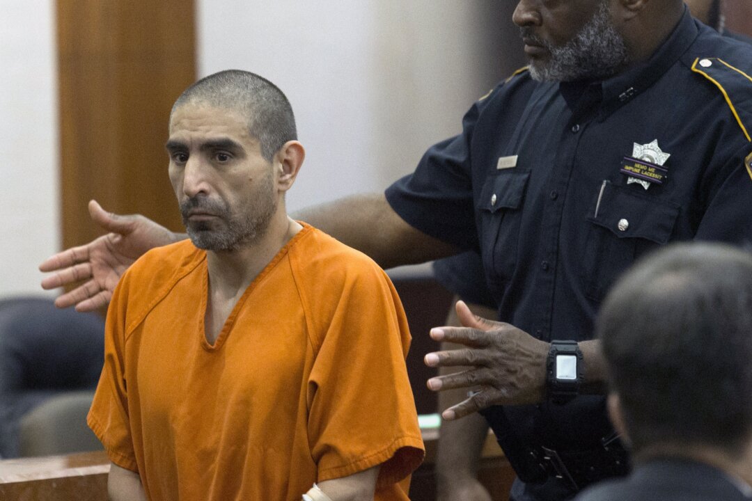 Man Sentenced to Death for Killing Texas Deputy | The Epoch Times