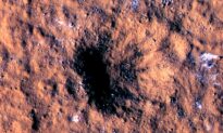 2 NASA Spacecraft Detect Biggest Meteor Strikes at Mars