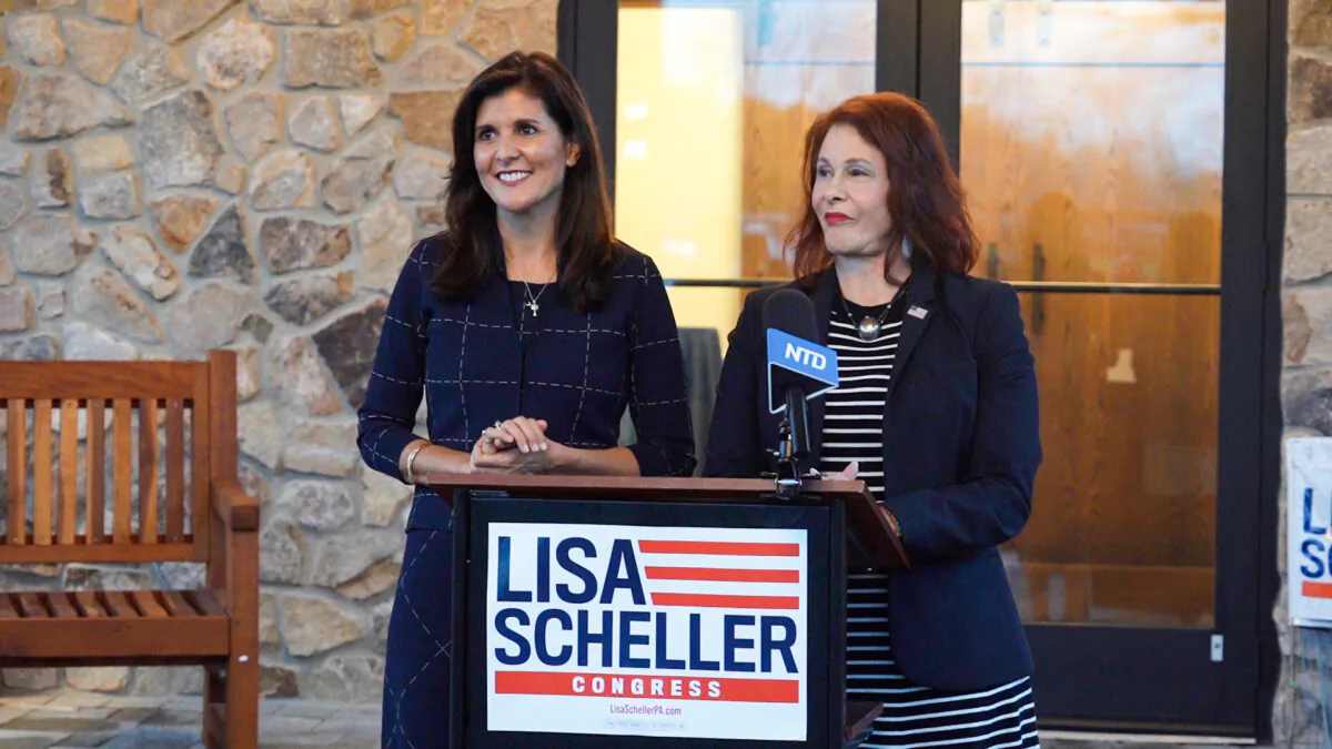 Former U.S. ambassador Nikki Haley (left) and Republican Congressional Candidate Lisa Scheller during a joint press conference in Twin Lakes Country Club, Allentown, Pa. on Oct. 26, 2022. (William Huang/The Epoch Times)