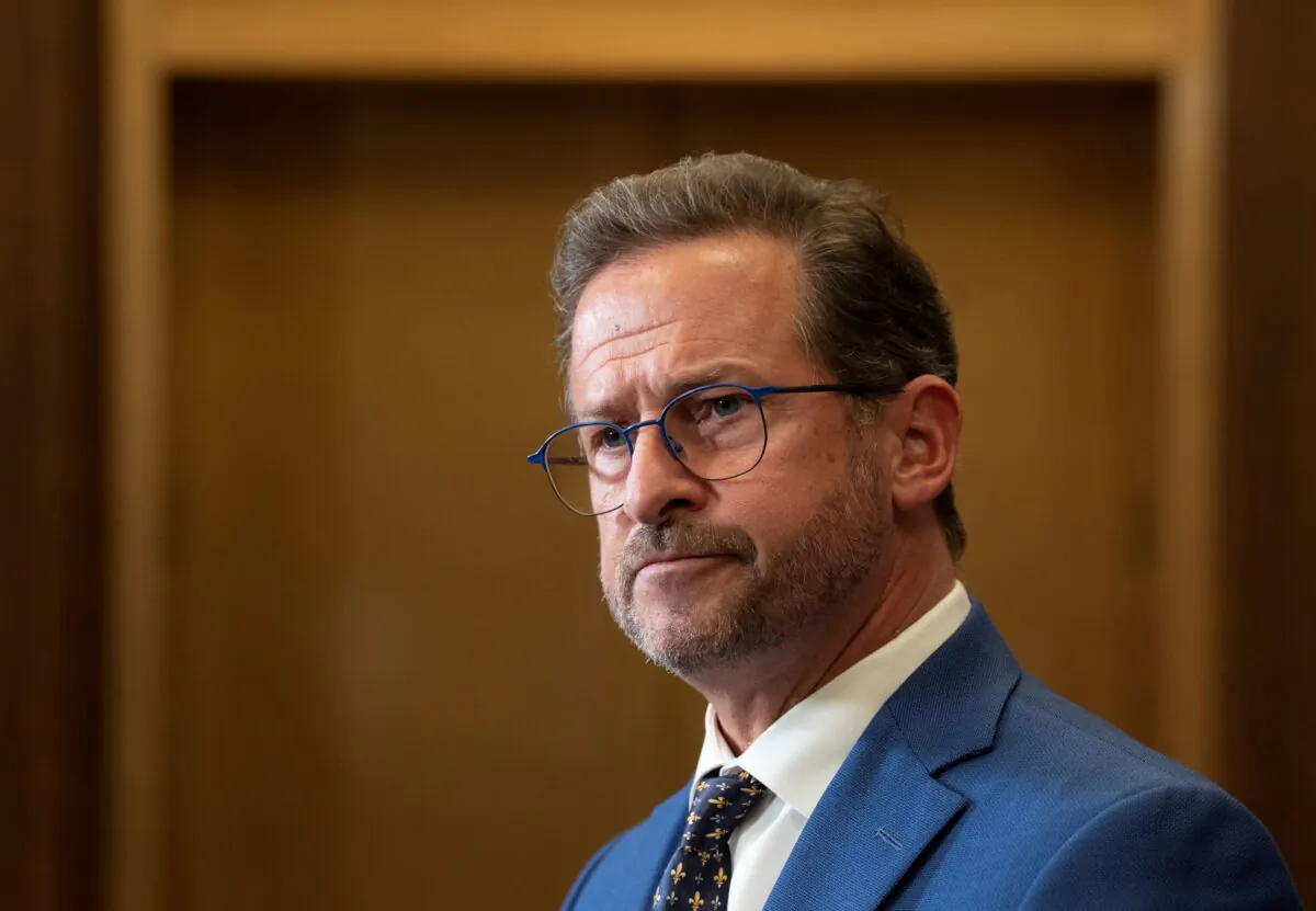 Bloc Québécois Leader Yves-Francois Blanchet speaks with reporters following the defeat of a motion on ties to the monarchy, in Ottawa on Oct. 26, 2022. (The Canadian Press/Adrian Wyld)