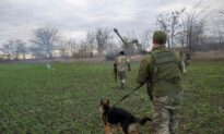 Ukrainian Forces Advancing Into Kherson Following Russian Military Withdrawal