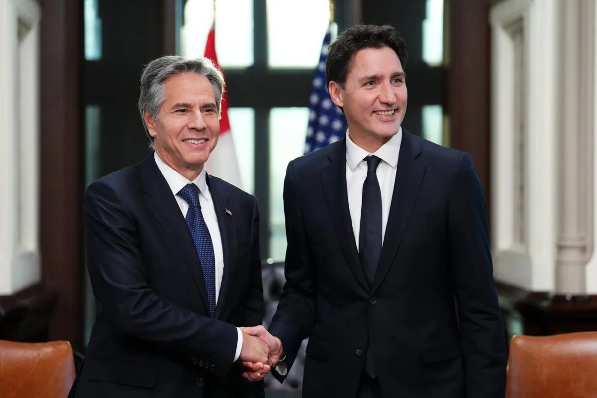 US Secretary of State Antony Blinken and Prime Minister Justin Trudeau take part in a bilateral meeting, in Ottawa, Oct. 27, 2022. (The Canadian Press/Sean Kilpatrick)
