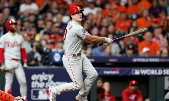 Tucker’s 2 HRs, 4 RBIs Fall Short, Astros Lose Series Opener