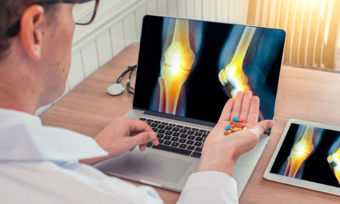 Osteoarthritis Patients May “Fall in Love” With This Ancient Therapy