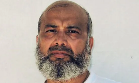 US Releases Oldest Detainee From Guantánamo Bay After 17 Years With No Charges