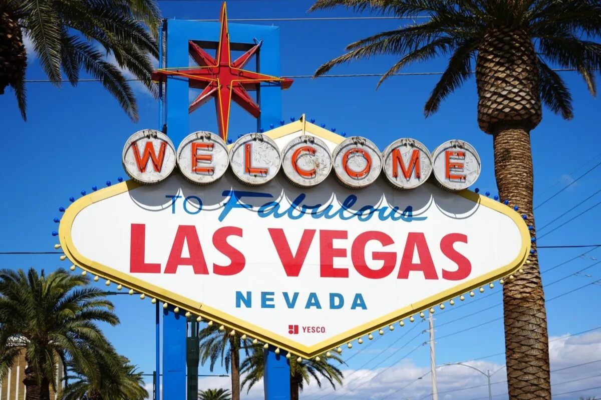 The Welcome to Fabulous Las Vegas sign on the Las Vegas strip in Las Vegas, on Mar. 6, 2022. (Kirby Lee-USA TODAY Sports)