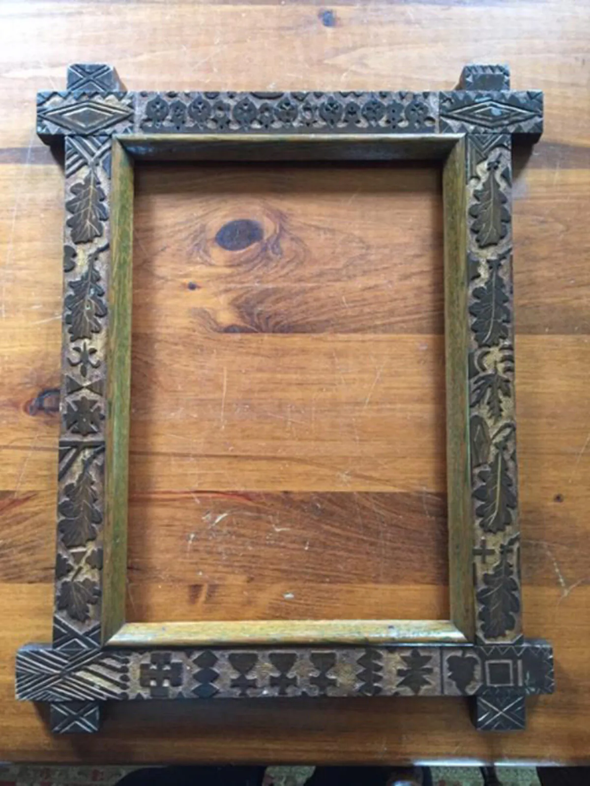 This is a late Victorian crisscross frame -- but is it tramp art? (Handout/TNS)