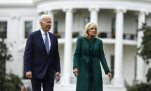 Joe Biden and First Lady Earned Nearly 0,000 in 2022, Tax Returns Show