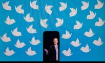Twitter Pauses Blue Check Subscriptions After Wave of Big Brand Impersonations