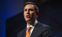 Australian Treasurer Says $14.6 Billion Living Cost Relief Won’t Add to Inflation