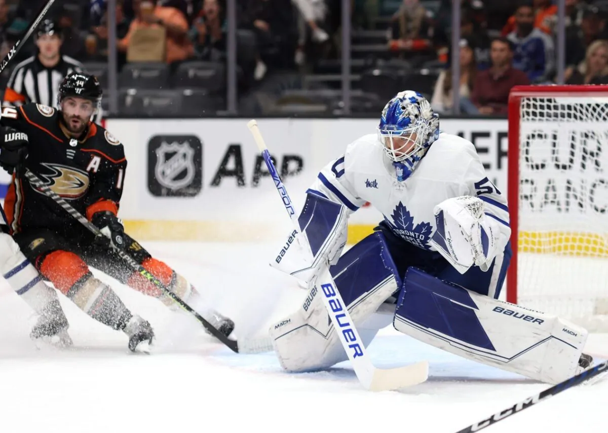 Toronto Maple Leafs goaltender Erik Kallgren (50) watches the puck during the 2nd period against the Anaheim Ducks at Honda Center, Anaheim, Calif., on Oct 30, 2022. (Jason Parkhurst/USA TODAY Sports via Field Level Media)