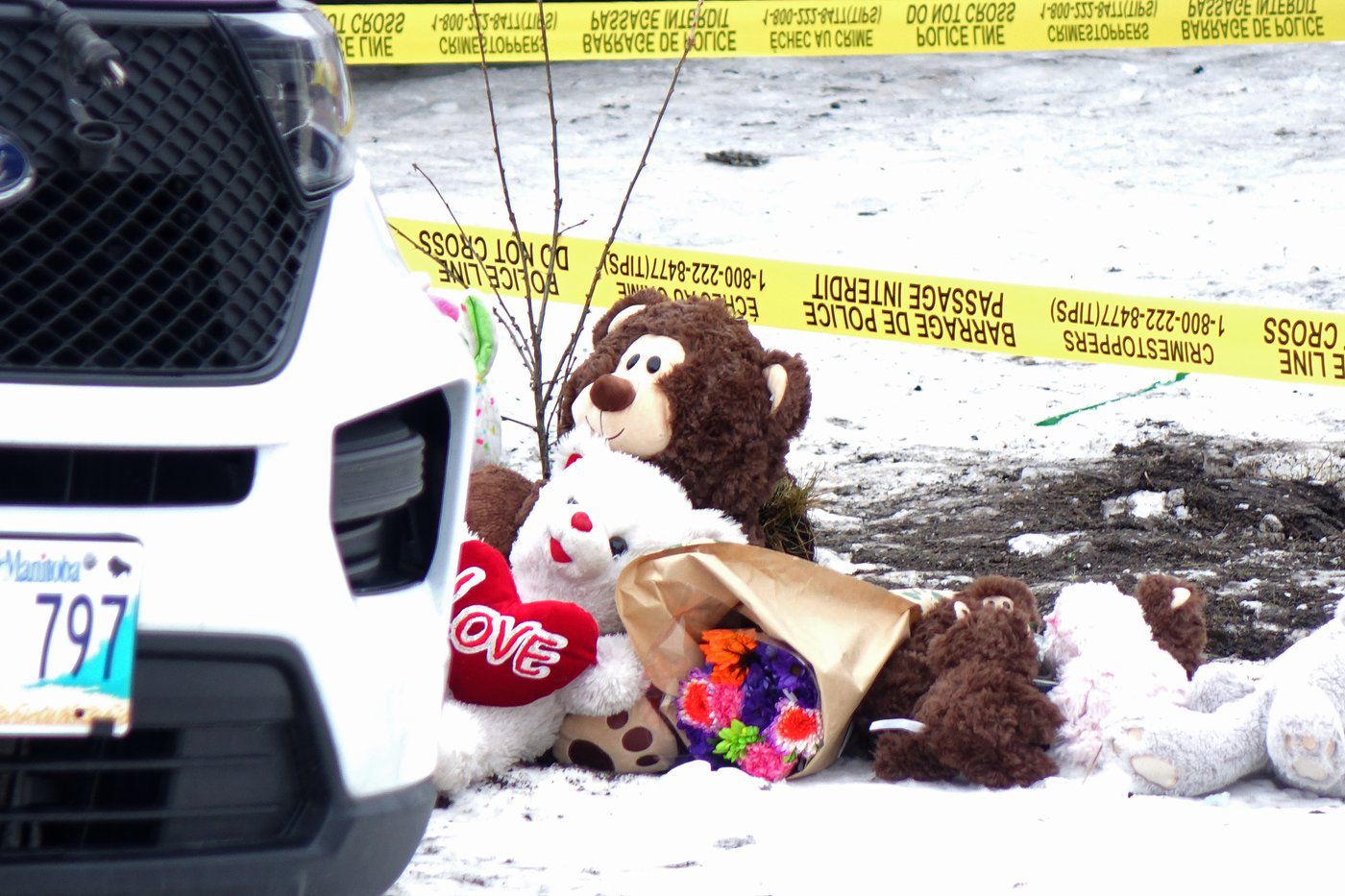 Vigil Outside Burned Northern Manitoba Home Mourns Loss of Four Kids - Vimarsana News