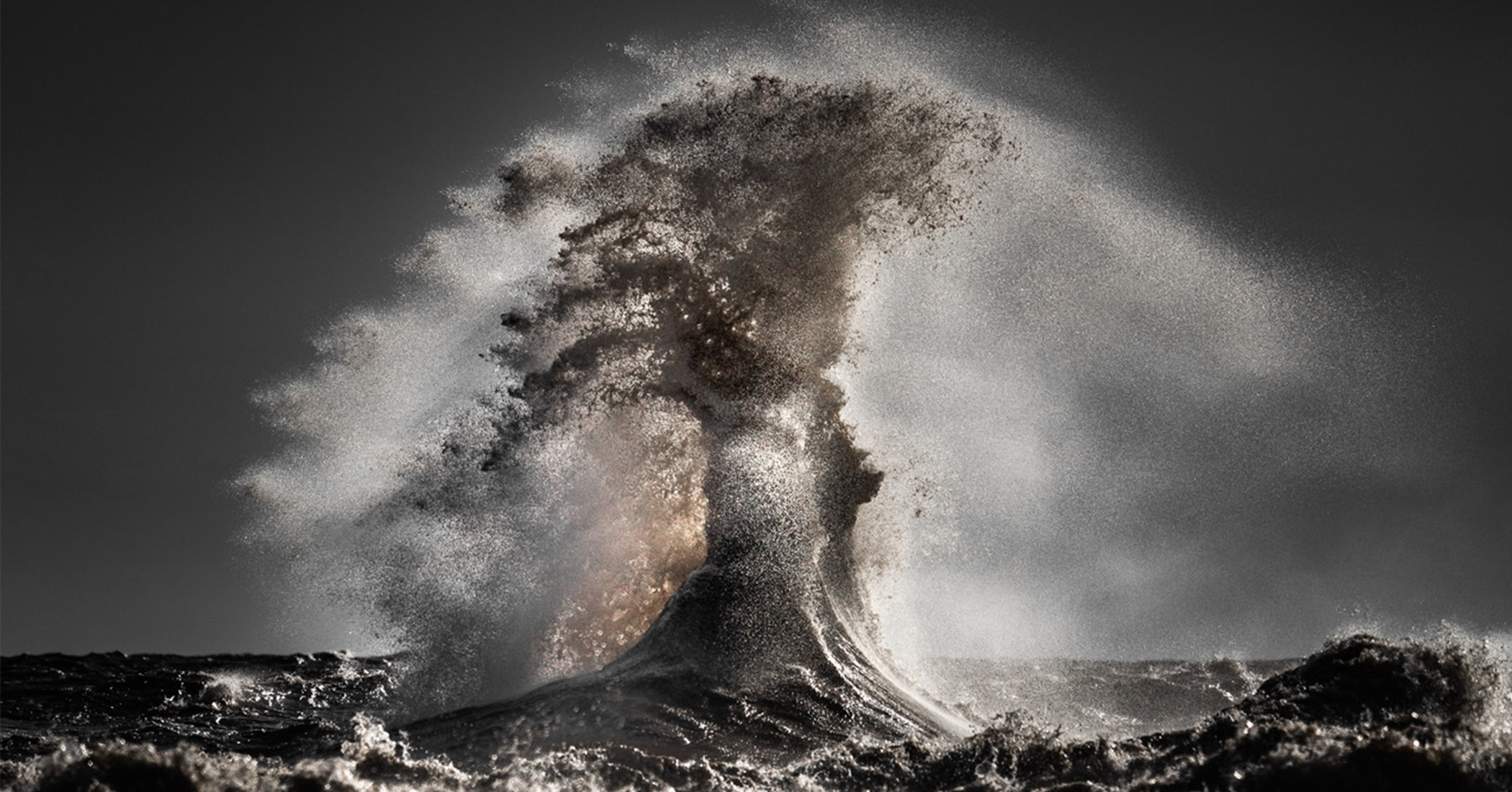 Photographer Braves Gale Force Winds For Hours To Capture Epic Storm 