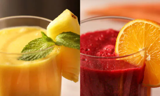 2 Anti-Inflammatory Smoothies (Recipes + Video)