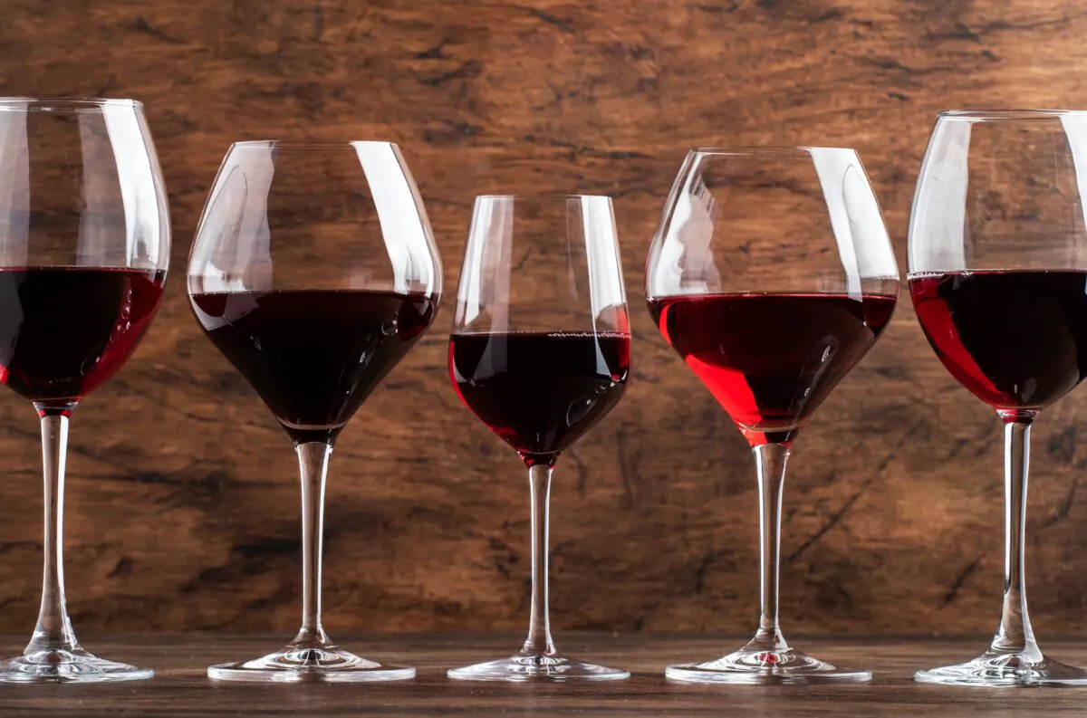 Dan Berger shares his thoughts on today's red wines in the $10 to $18 price range. (5PH/Shutterstock)
