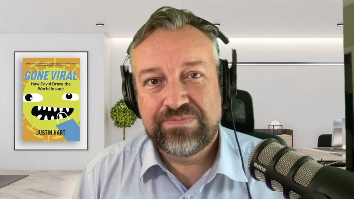 Justin Hart, chief data analyst and founder of RationalGround.com, in an interview on for EpochTV’s “Crossroads” program on Oct. 12, 2022. (Screenshot/The Epoch Times)