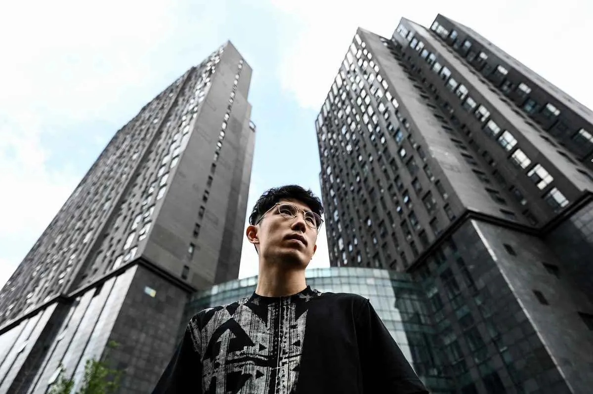 An employee of a technology company in the Shangdi Development Zone, a middle-class neighborhood in Beijing, on June 29, 2022. It has been 10 years since Xi Jinping proposed the "Chinese Dream." (Noel Celis/AFP)