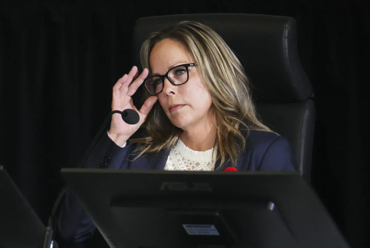 Tamara Lich appears as a witness at the Public Order Emergency Commission in Ottawa on Nov. 3, 2022. (Sean Kilpatrick/The Canadian Press)