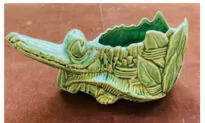 McCoy Planter Seems to Be Popular With Collectors