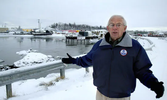 Bill Sheffield, Former Alaska Governor, Dies at Age 94