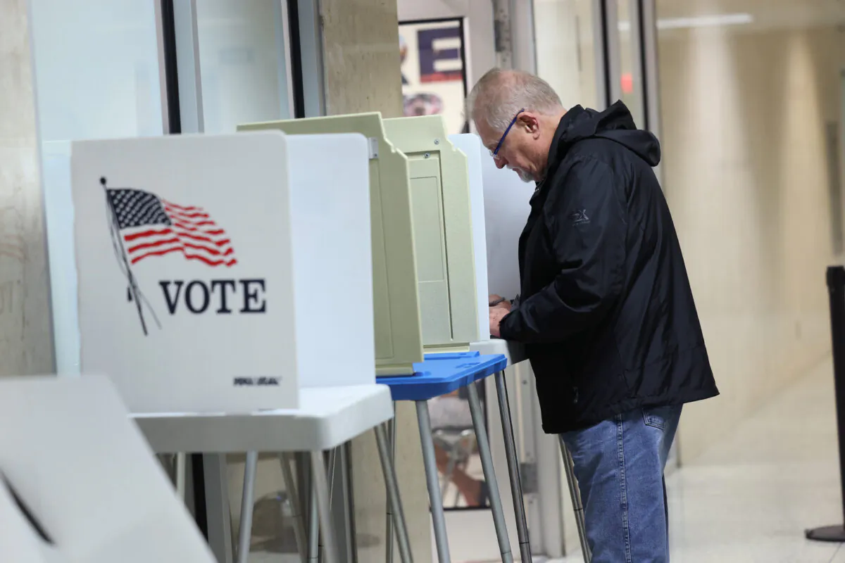 Residents cast their ballots during in-person absentee voting at City Hall in Green Bay, Wisconsin, on Nov. 4, 2022. (Scott Olson/Getty Images)