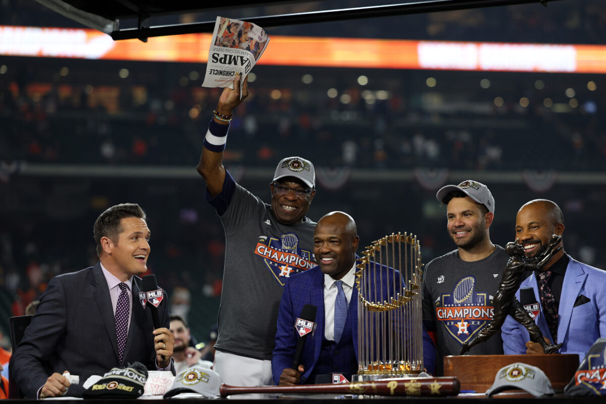 Baker Finally Wins 1st Series Title as Manager With Astros - Bloomberg