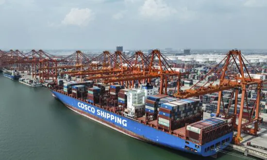 China Invests $10 Billion in Canal, but Experts Say It Is Redundant