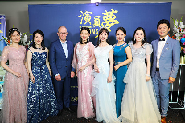 Epoch Times Photo