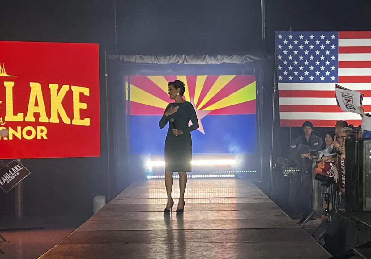 Republican gubernatorial candidate Kari Lake attends her Karizona Election Eve Concert and Rally, on Nov. 7. (Katie Spence/The Epoch Times)