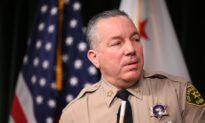 Los Angeles Sheriff Villanueva Falls Behind in Reelection Bid
