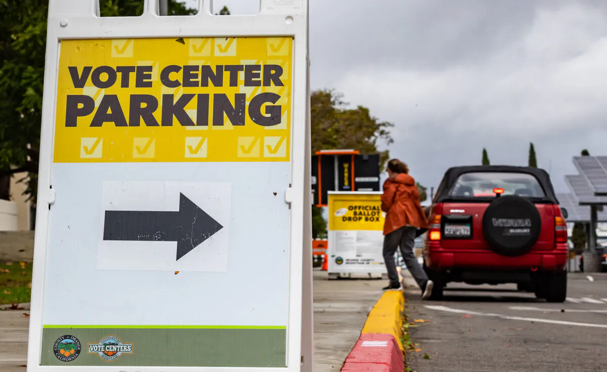 Residents of Orange County, Calif., drop off voting ballots at the Orange County Registrar of Voters office in Santa Ana, Calif., on Nov. 8, 2022. (John Fredricks/The Epoch Times)