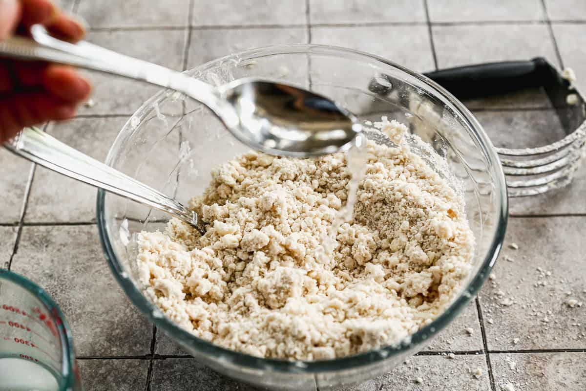 making pie crust