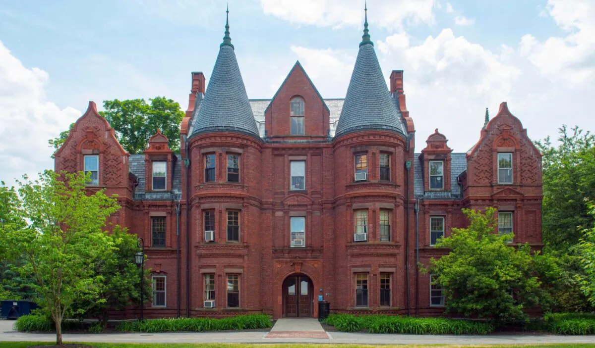 The Wellesley College Billings Hall in Wellesley, Mass. (Wangkun Jia/Shutterstock)