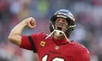 Brady, Bucs Beat Seahawks 21–16 in Historic Germany Game