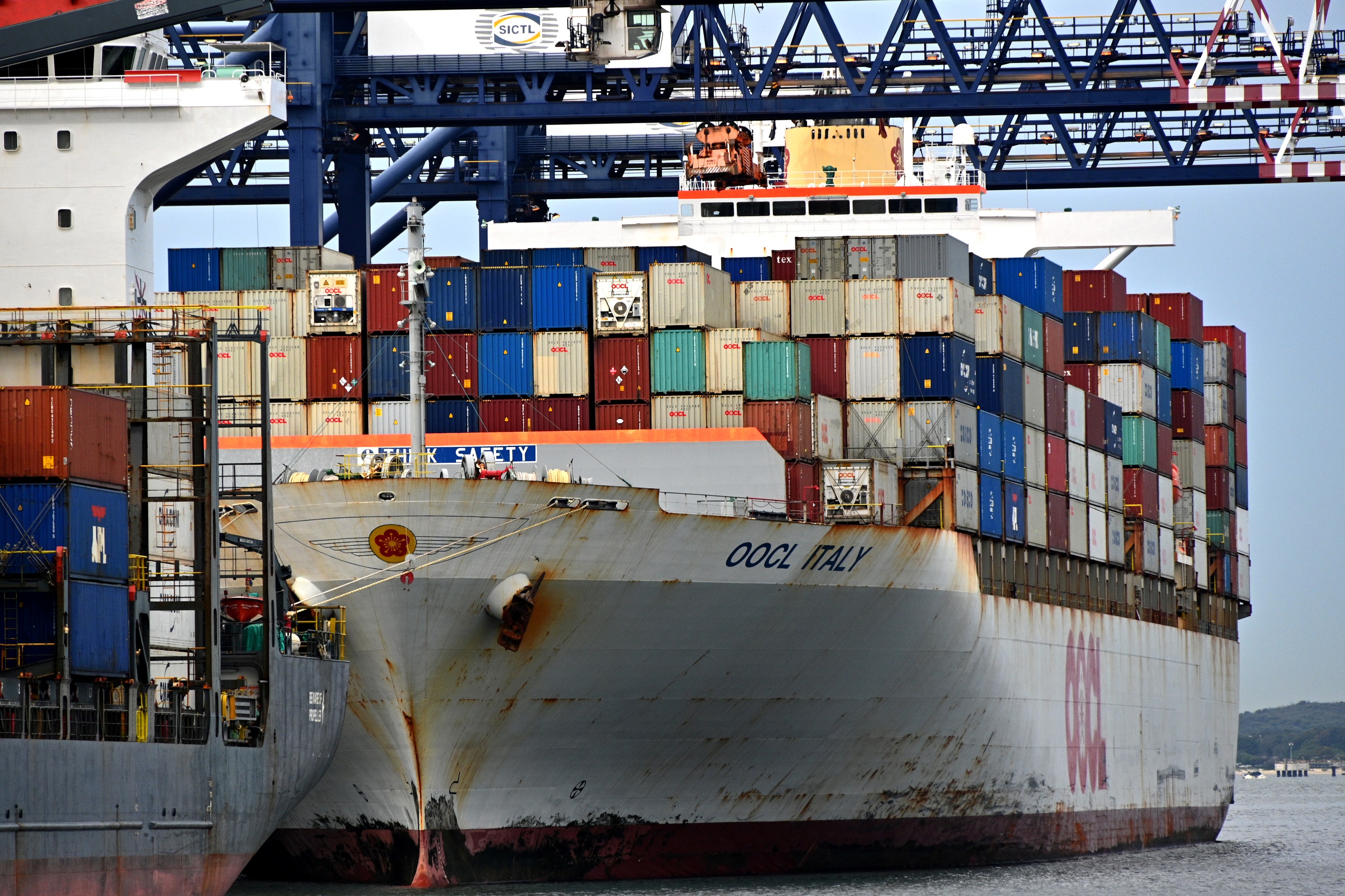 Christmas at Risk: Supply Chains Falter as Port Towage Operator Suspends Half of Workforce - Vimarsana News