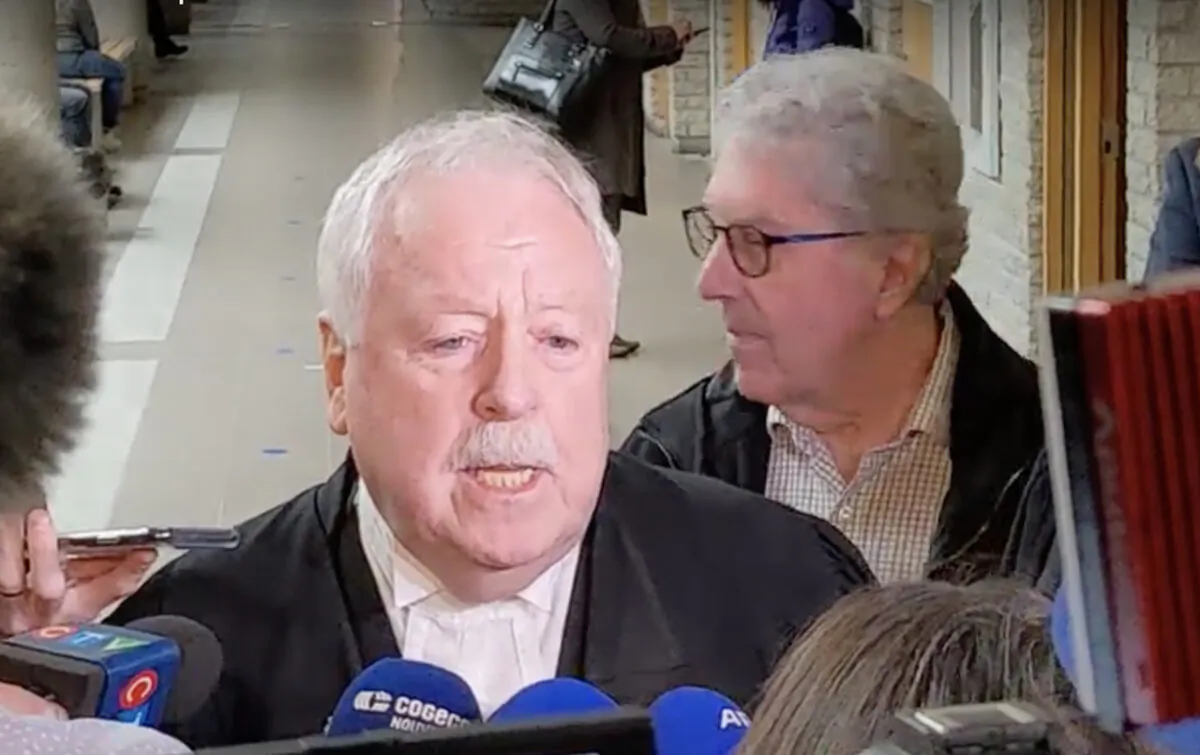 Lawyer Gary Martin speaks to reporters at a court in Longueuil, Que., on Nov. 15. Martin represents Hydro-Québec employee Yuesheng Wang, who is facing charges of allegedly sending trade secrets to China. (Tanya Du/The Epoch Times)