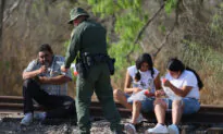 Abbott, County Judges at Odds Over What ‘Repelling Invasion’ Looks Like