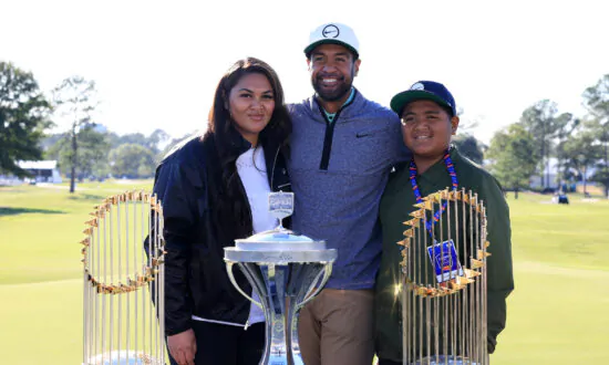 Tony Finau Cruises to Victory at Houston Open