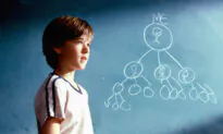 Popcorn and Inspiration: ‘Pay It Forward’: One Idea That Can Change the World