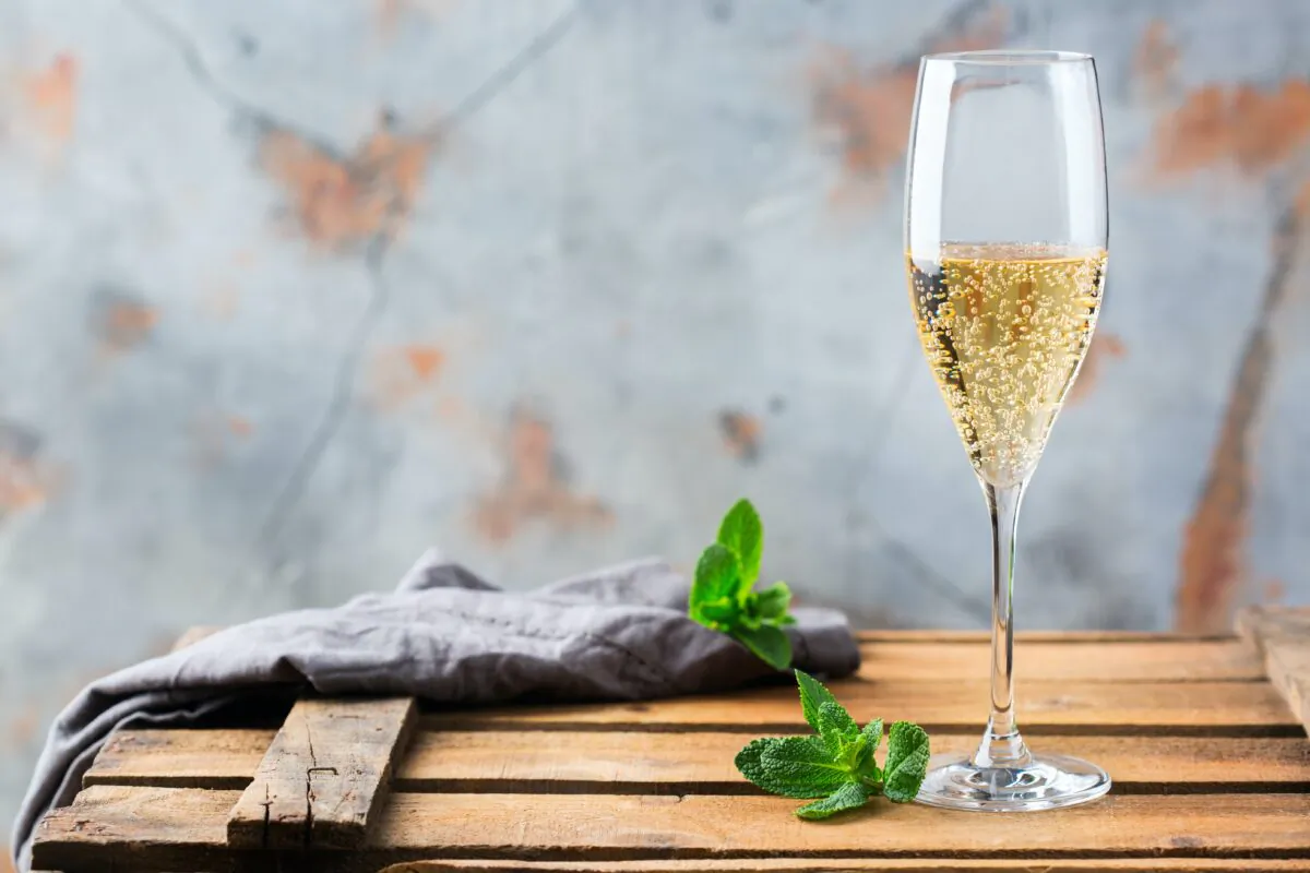 Today, California's top sparkling wines feature fruit and focus on brightness of youth rather than maturity. (Antonina Vlasova/Shutterstock)
