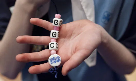Girl Guides Won’t Be Joining Santa Claus Parade as Part of Secular, Inclusive Policy