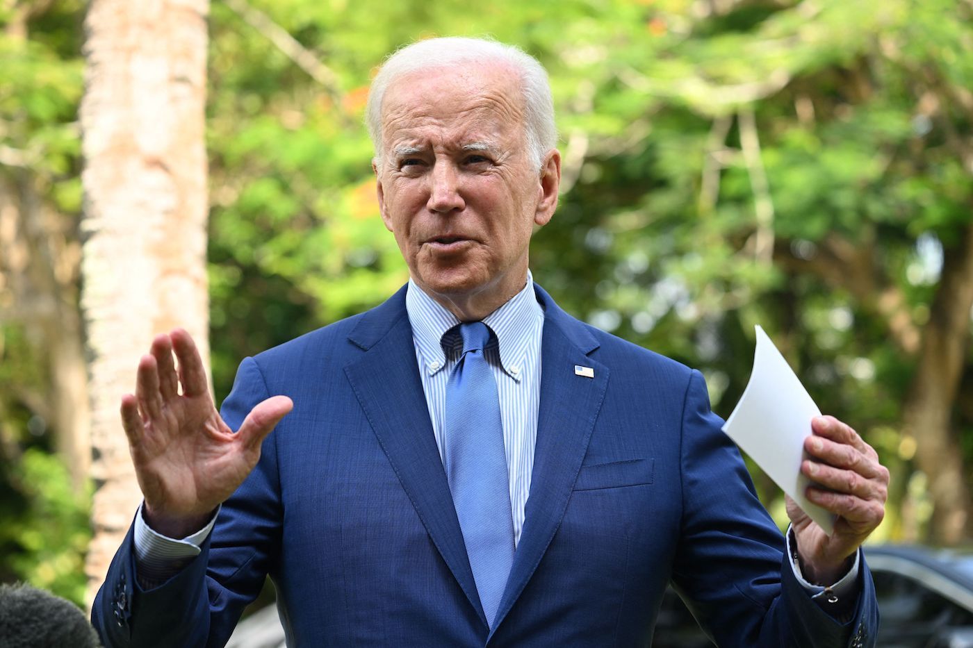 Biden's Secret Service Rental Vehicles Burst Into Flames After He Left Thanksgiving Vacation - Vimarsana News
