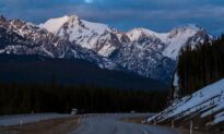 Alberta Premier Suggests Hydrogen-Powered Train Between Banff and Calgary