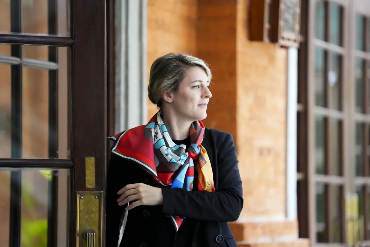 Minister of Foreign Affairs Melanie Joly walks between meetings on the side-lines of the G20 leaders summit in Bali, Indonesia, Nov. 16, 2022, following the incident in Poland. (The Canadian Press/Sean Kilpatrick)