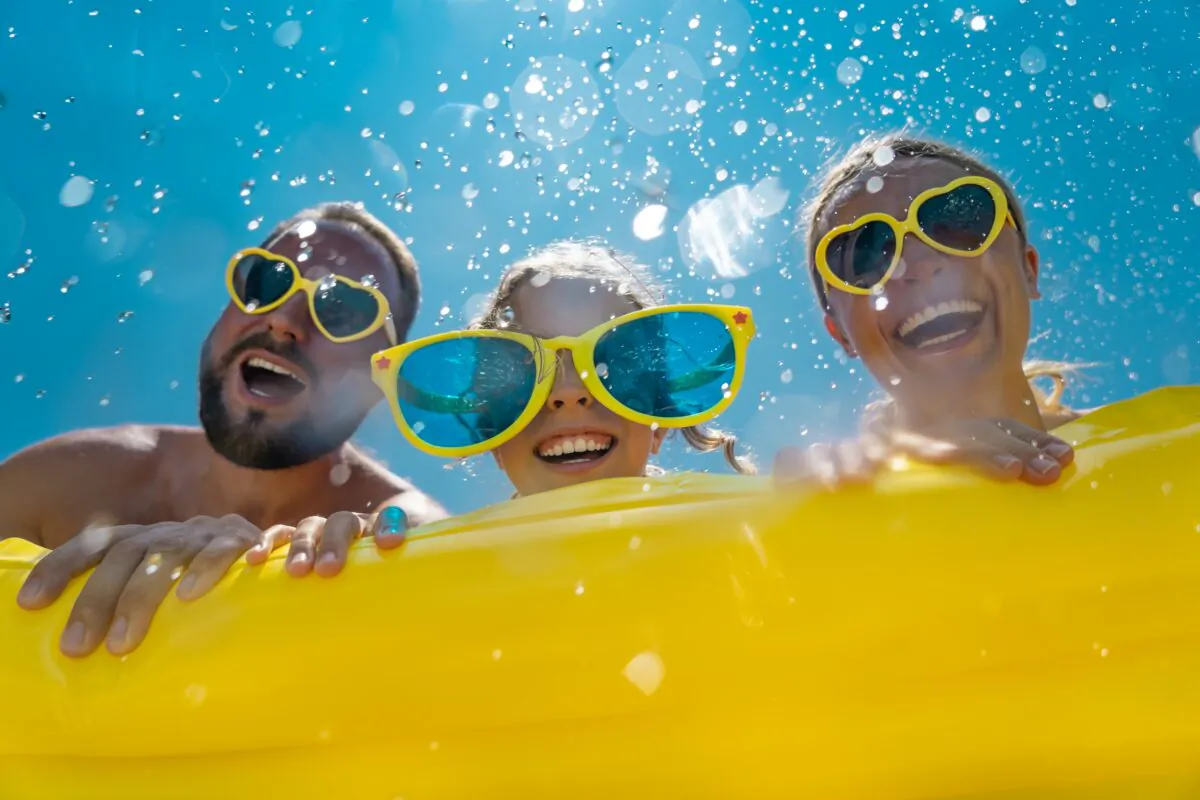 If you are planning a family vacation, there are some deals to be found this time of year. (Sunny studio/Shutterstock)