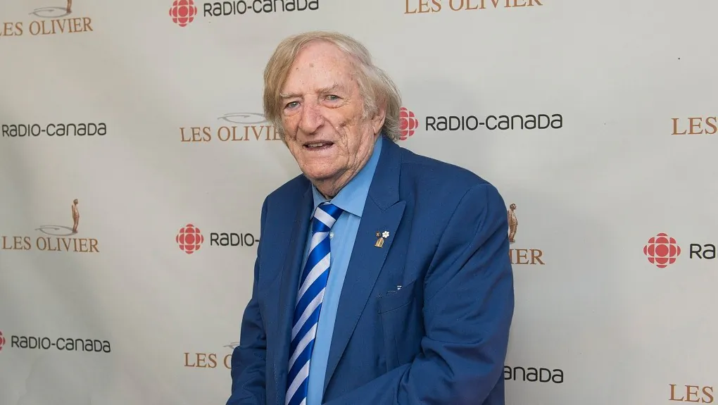 Jean Lapointe arrives at the Gala Olivier awards ceremony in Montreal, Dec. 8, 2019. (The Canadian Press/Graham Hughes)
