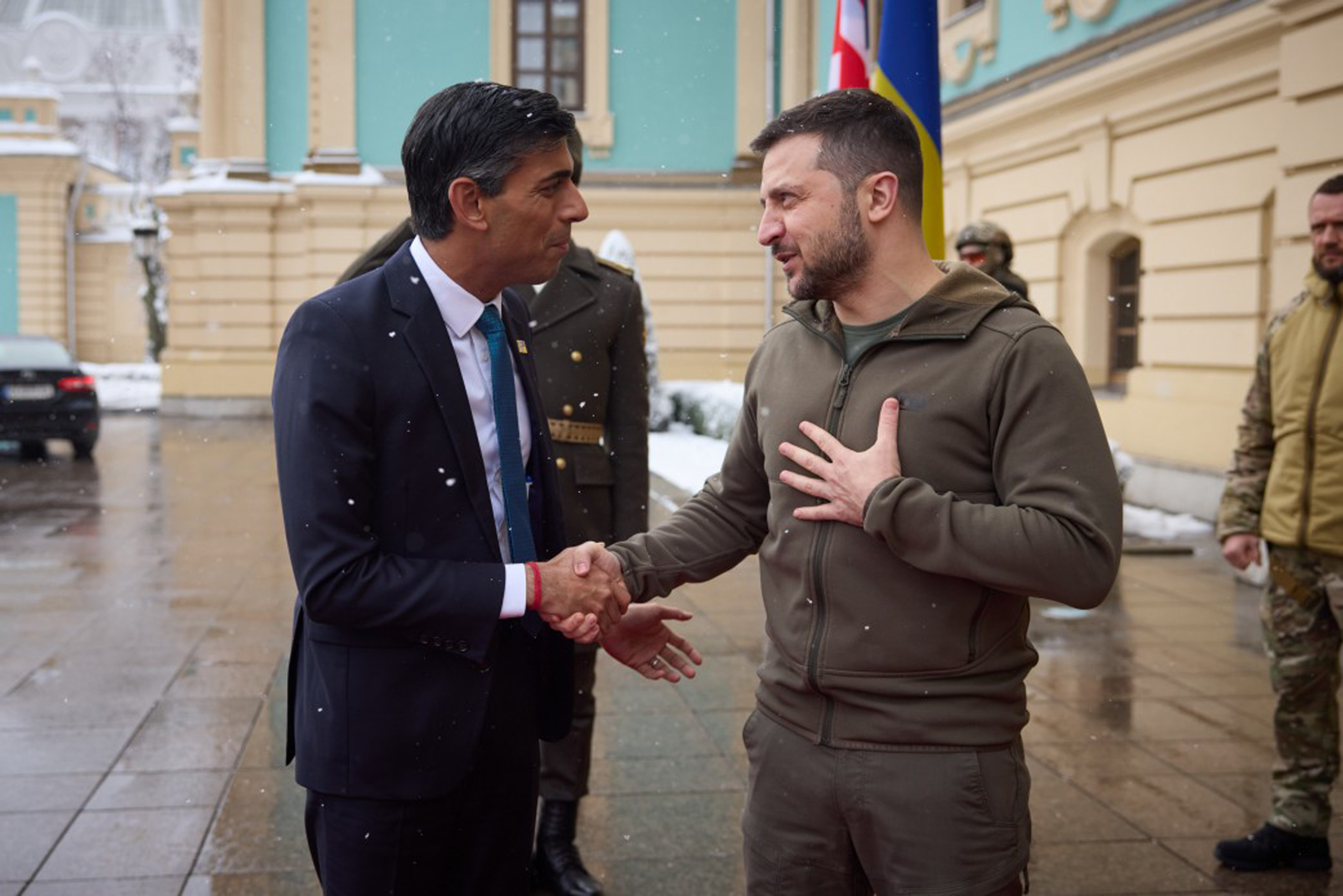 UK's Sunak Announces New Air Defence Package in 1st Visit to Ukraine - Vimarsana News