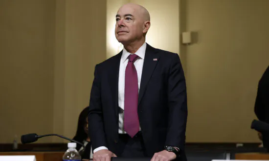 House Republicans, Democrats Weigh In on Mayorkas Impeachment, Biden Border Policies