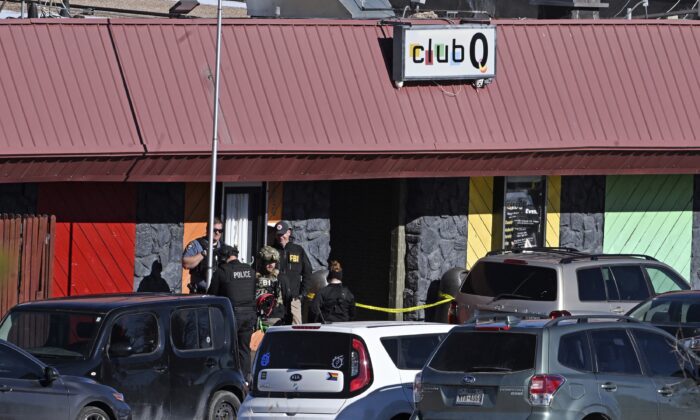 Colorado Springs police, the FBI, and others investigate the scene of a shooting at Club Q in Colorado Springs, Colo., on Nov. 20, 2022. (Helen H. Richardson/The Denver Post via AP)
